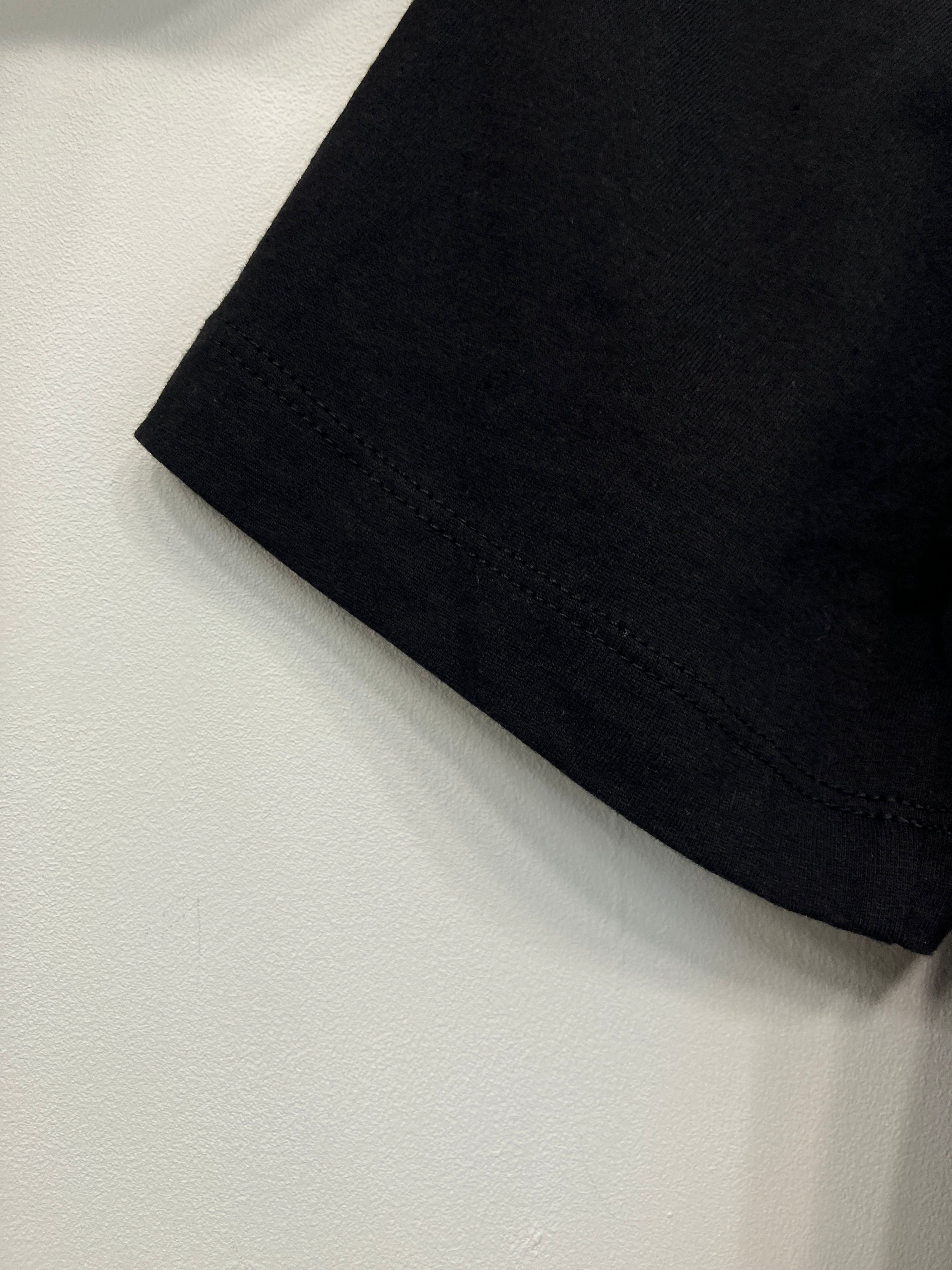 T-shirt M